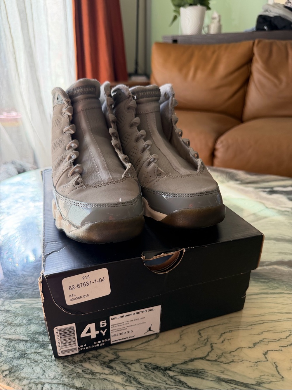 Air Jordan 9 Retro GS Grey High-Top Sneakers